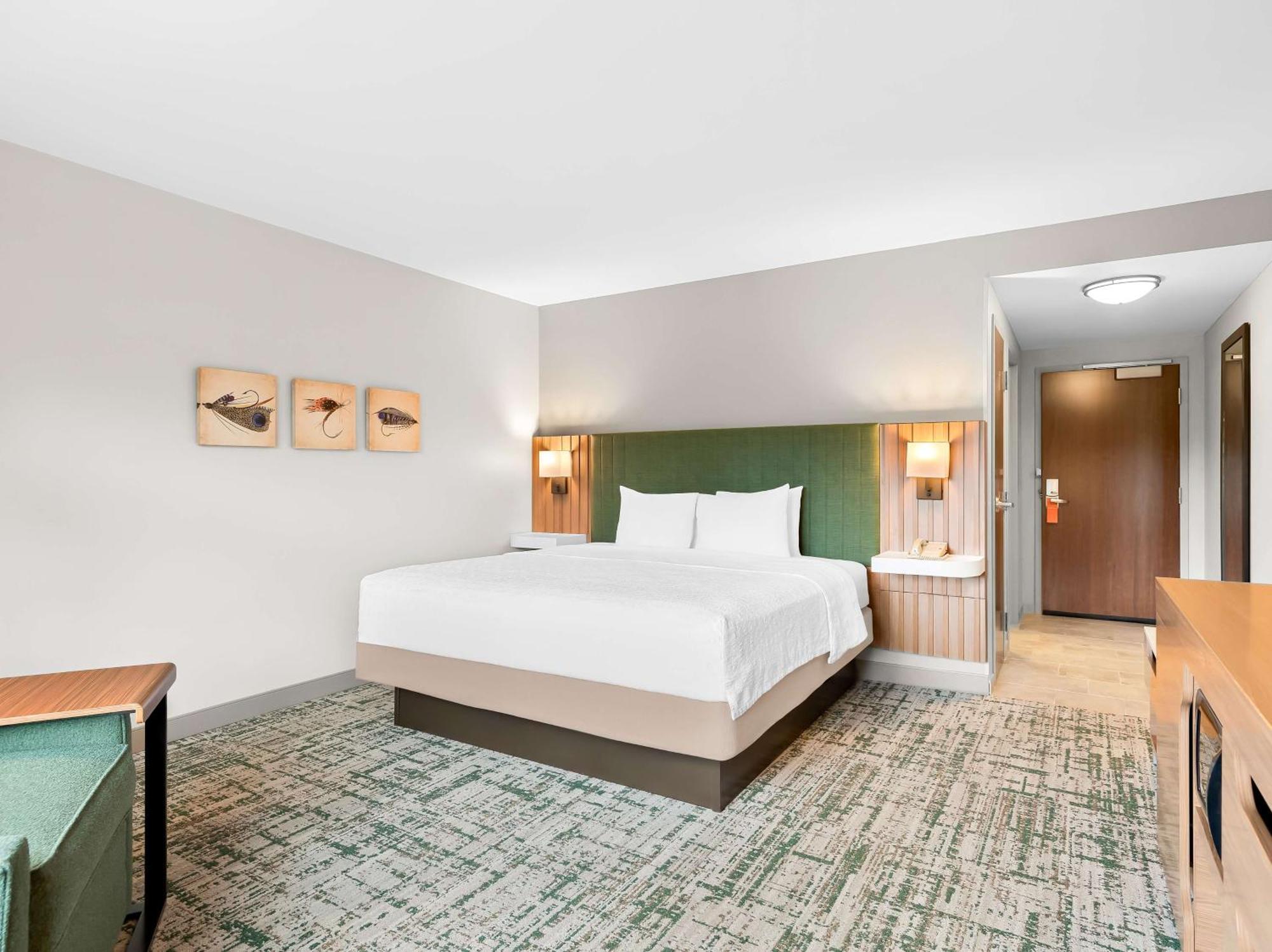 Hampton Inn & Suites לייק פלאסיד מראה חיצוני תמונה