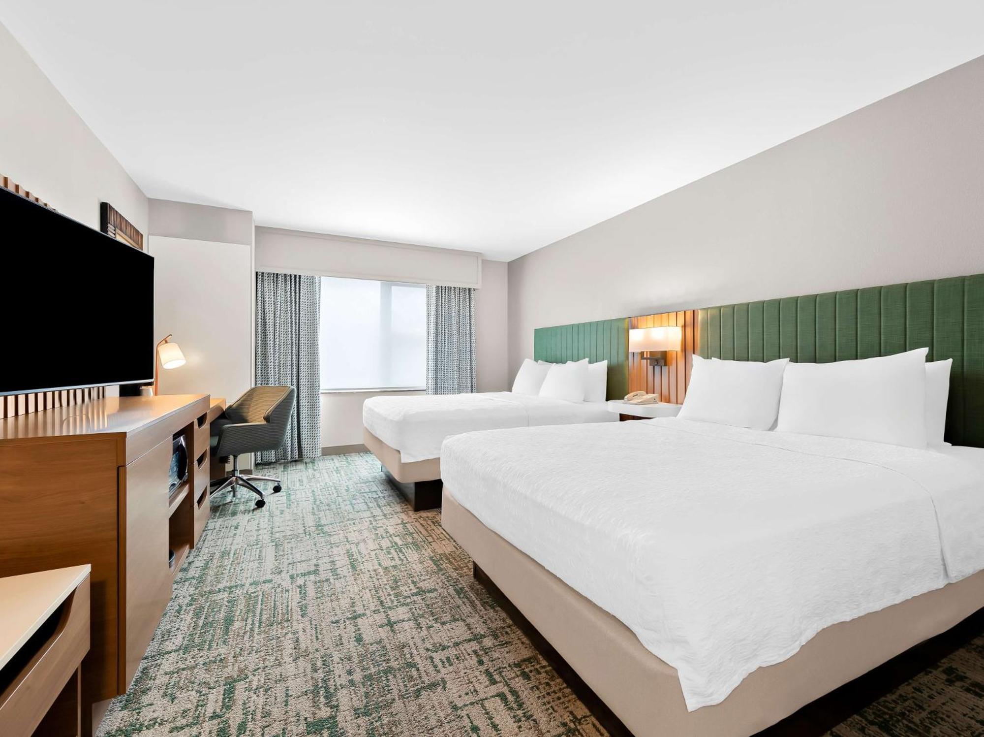 Hampton Inn & Suites לייק פלאסיד מראה חיצוני תמונה